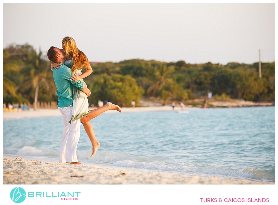 World Travellers In The Caribbean 21 Romanticshootturksandcaicos_0020