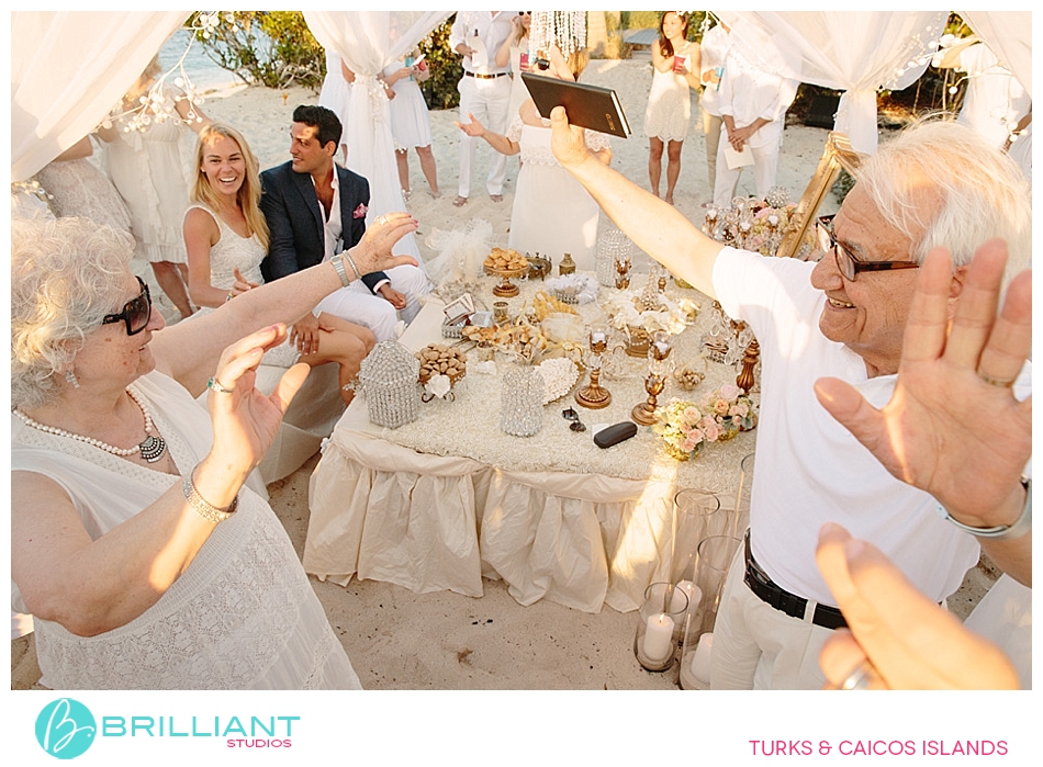 A Delightful Persian Wedding At Mother'S House 18 Persian wedding17