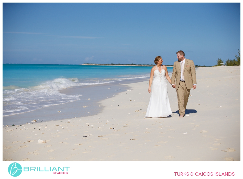 Turks &Amp; Caicos As The Place For Their Destination Wedding 13 Turksandcaicos_4315