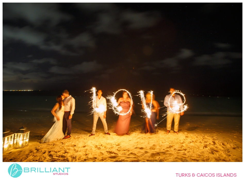 An Awesome Wedding At The Beach House 32 Turksandcaicos_4716