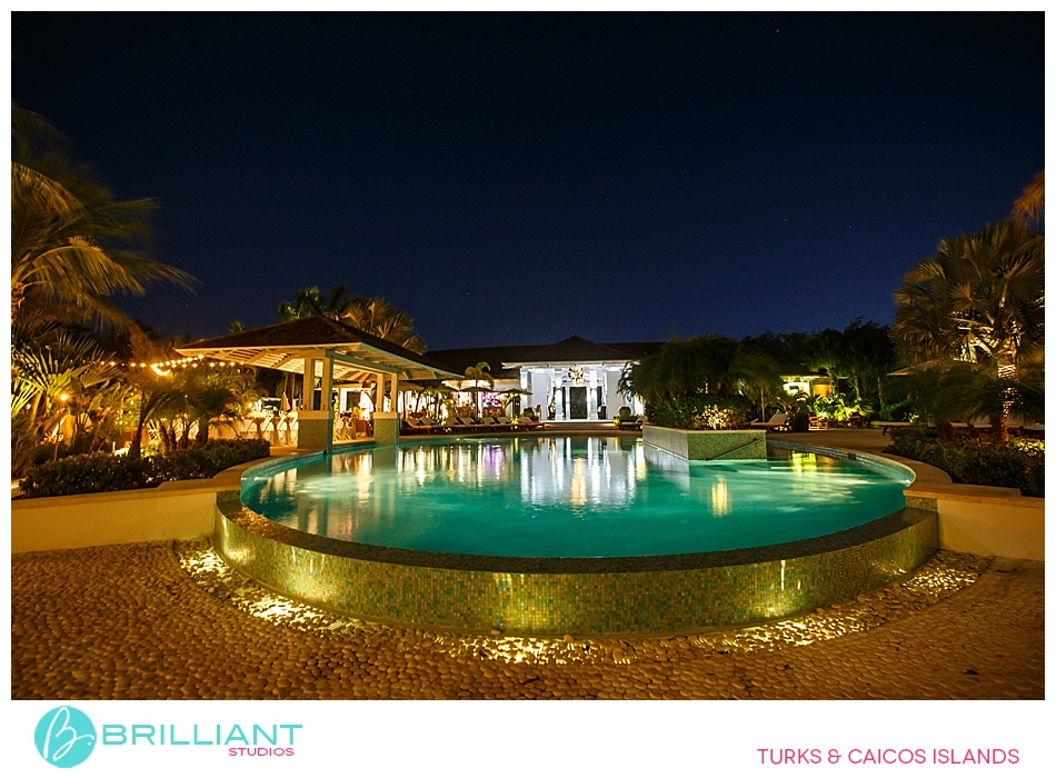 Liz &Amp; Chris'S Wedding At West Bay Club 2 Turksandcaicosweddings 042