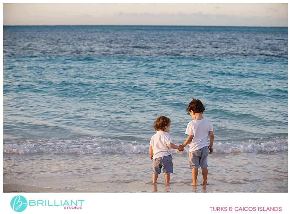 Our Free Engagement Shoot For 4 35 Thebeachhouseengagementturksandcaicos 0019